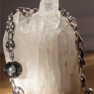 Maille grains de café en argent et perle de Tahiti gravée pour homme @iambodyspirit JDL Paris