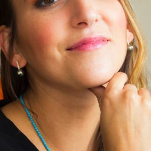 LITTLE PRETTY MONOÏ    Collier perle de Tahiti avec diamant, turquoise et or 18K