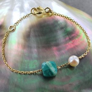 La ptite amazone - Bijou bébé perle de culture d'Akoya et amazonite - JDL Paris by Jessie Lemaire