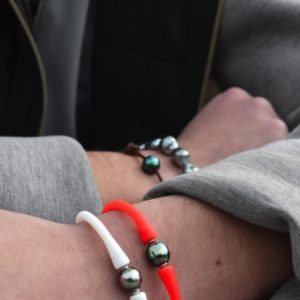 Bracelet pour homme perle de Tahiti cerclée et silicone resistant à l'eau