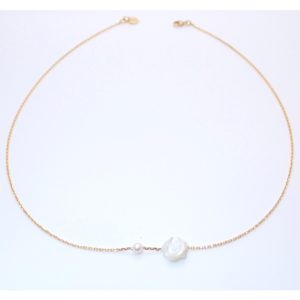 Collier en or, fleur de nacre et perle - JDL Paris by Jessie Lemaire