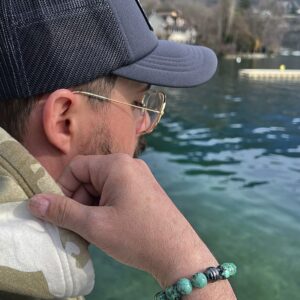 Bracelet JDL Paris pour homme - pierres vertes et perles de Tahiti